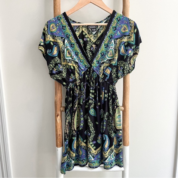 Angie Tops - 🚫SOLD🚫 [angie] paisley printed flowy dolman short sleeve v neck tunic top M